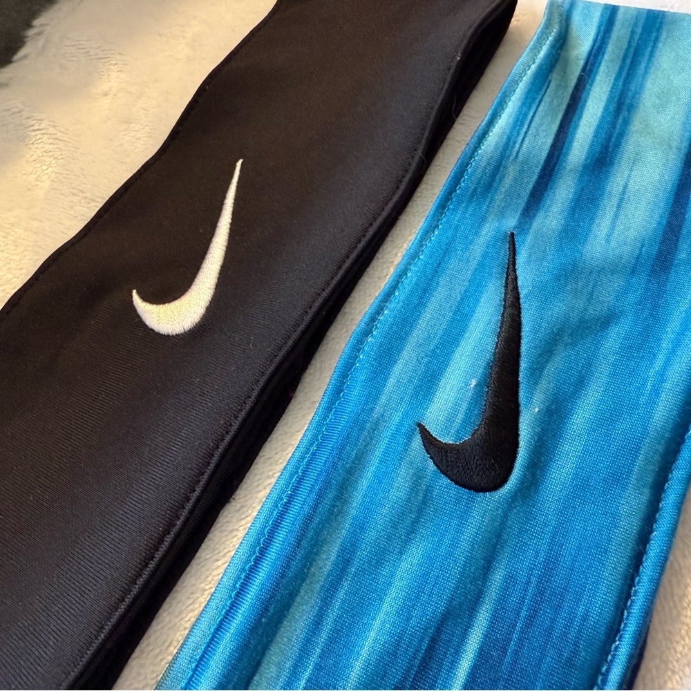 Nike - Bundle of 2 Headbands - Training, Gym, Workout - Black and Blue - Picture 2 of 5